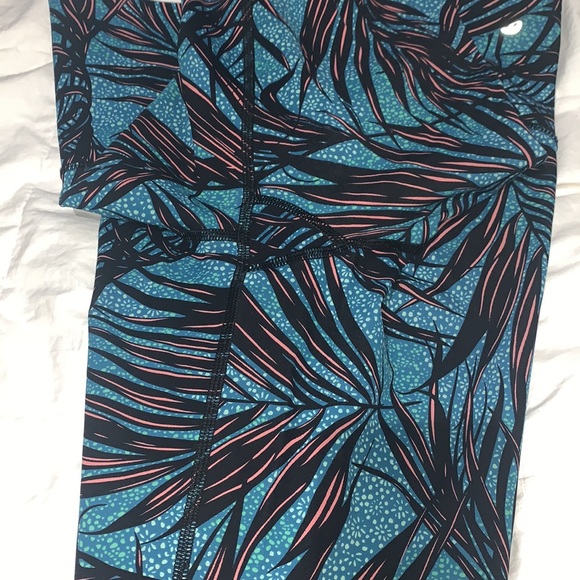 🍋LuluLemon Leggings - Picture 7 of 8